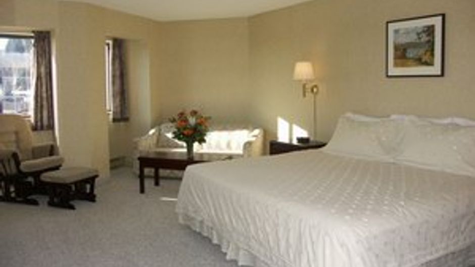Kimberley Inn & Suites Room