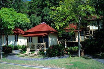 Mutiara Burau Bay Beach Resort