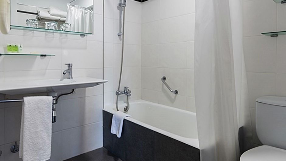 Avenida Hotel Health