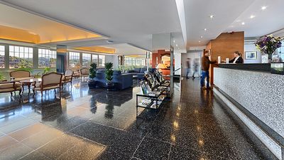 Avenida Hotel