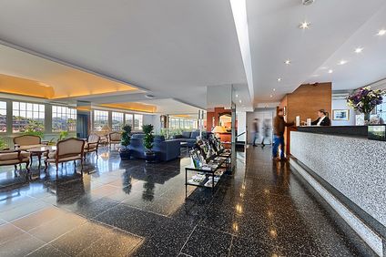 Avenida Hotel