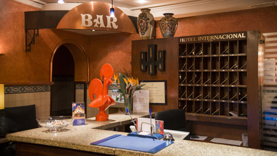 Internacional Hotel Lobby