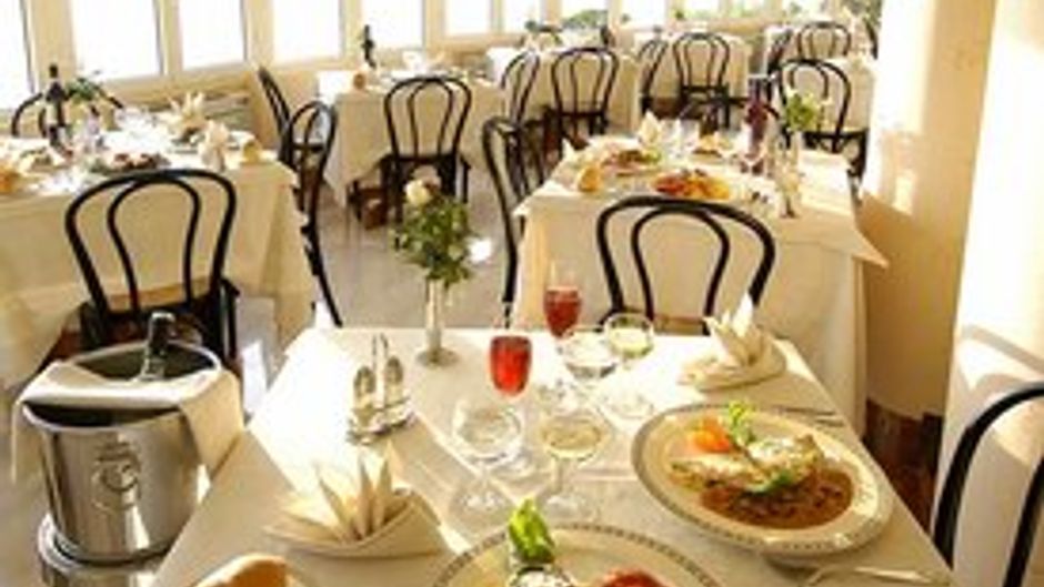 Delfino Hotel Restaurant