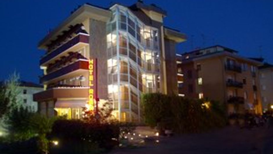 Hotel Roma Exterior