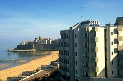 Mistral Hotel