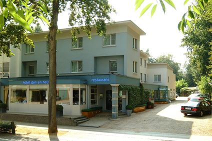 Den En Heuvel Hotel