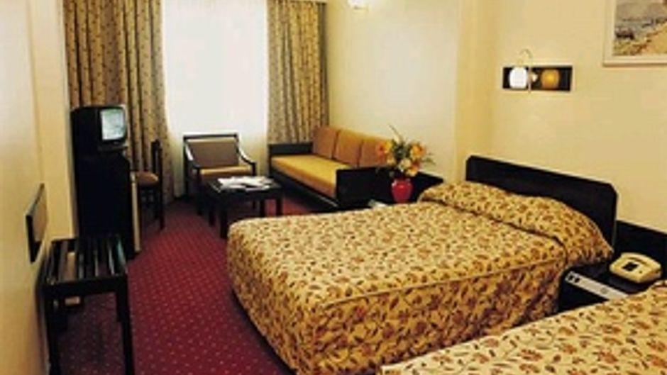 Royal Hotel Room