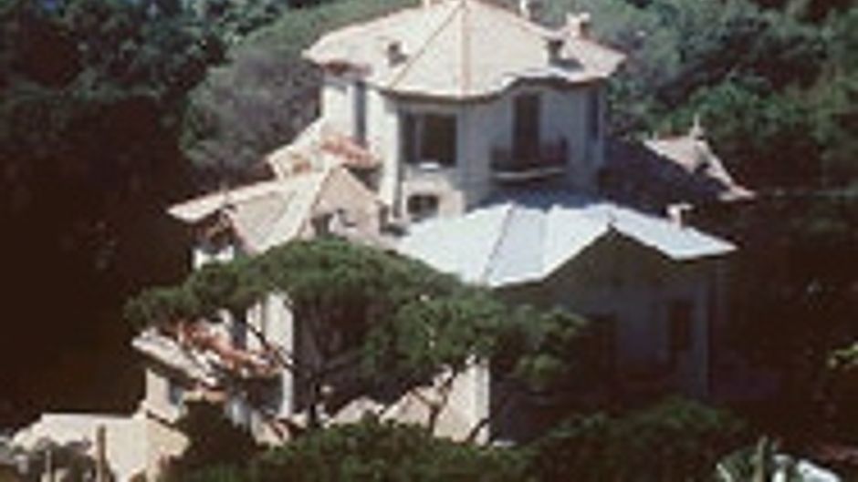 Villa Pagoda Exterior