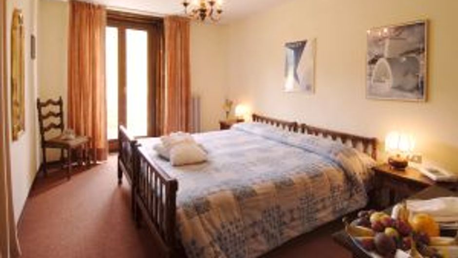 Hotel Pare Room