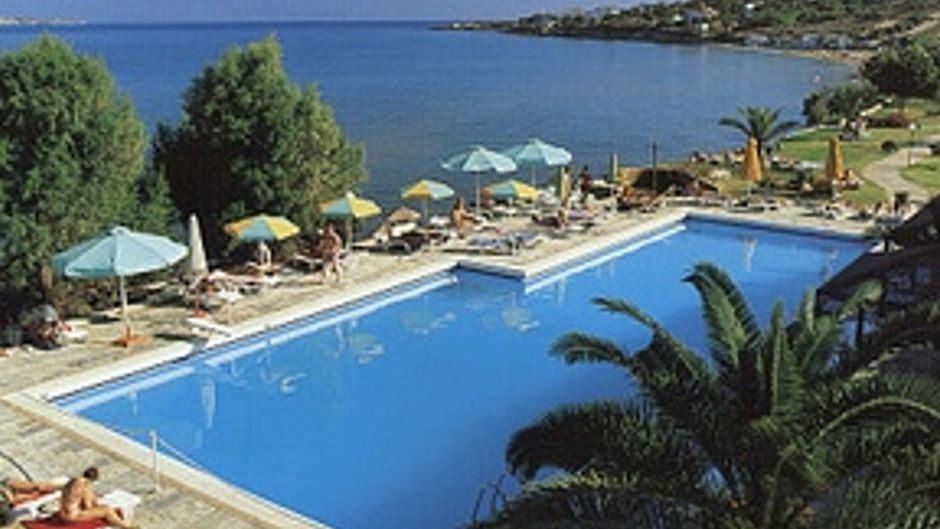 Golden Sand Hotel Pool