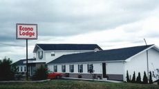 Econo Lodge & Suites
