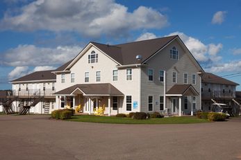 Brackley Beach North Winds Inn & Suites