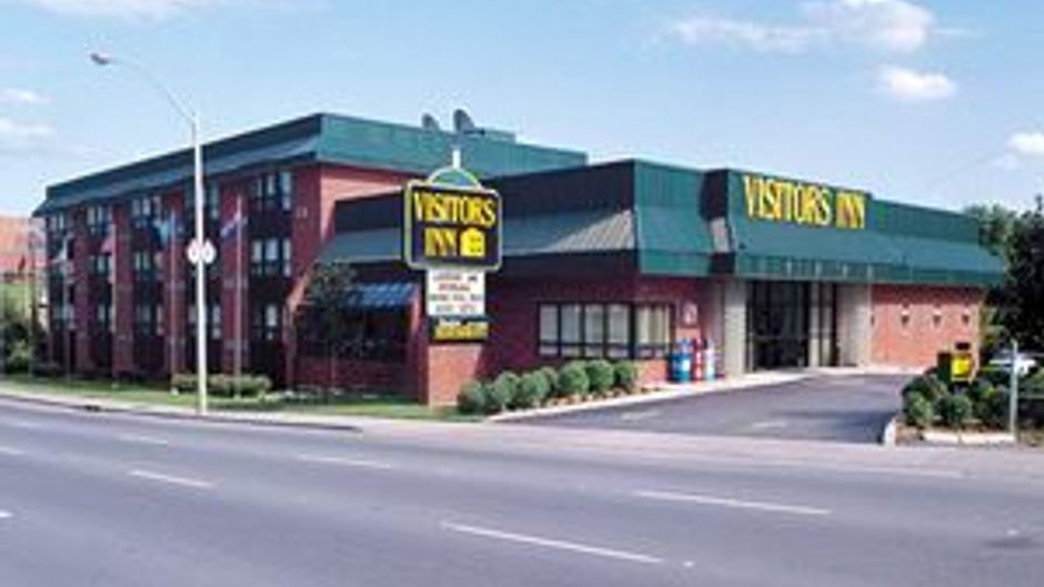 Visitors Inn Exterior