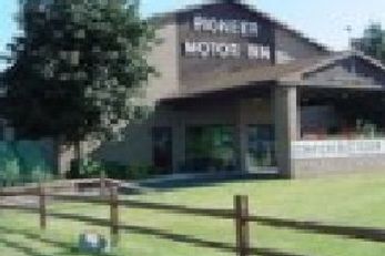 Pioneer Motor Inn