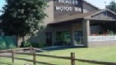 Pioneer Motor Inn