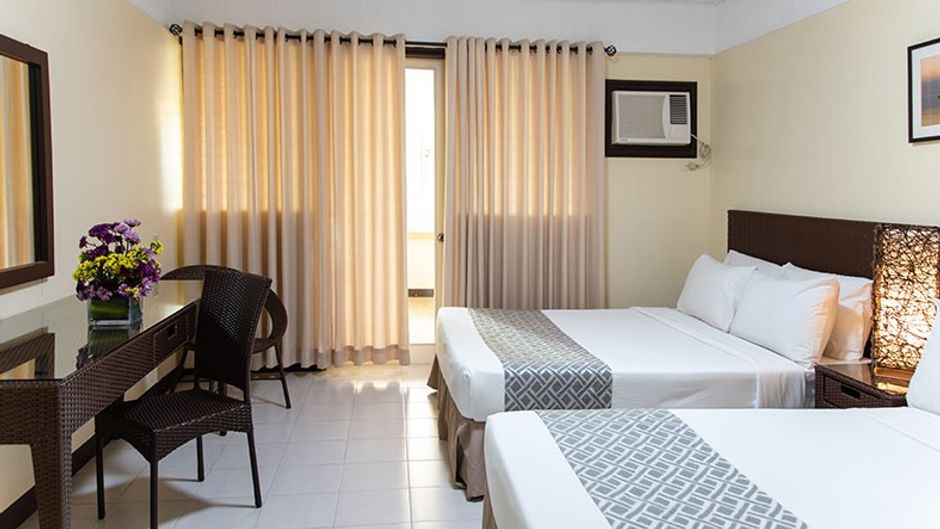 Matabungkay Beach Hotel Room