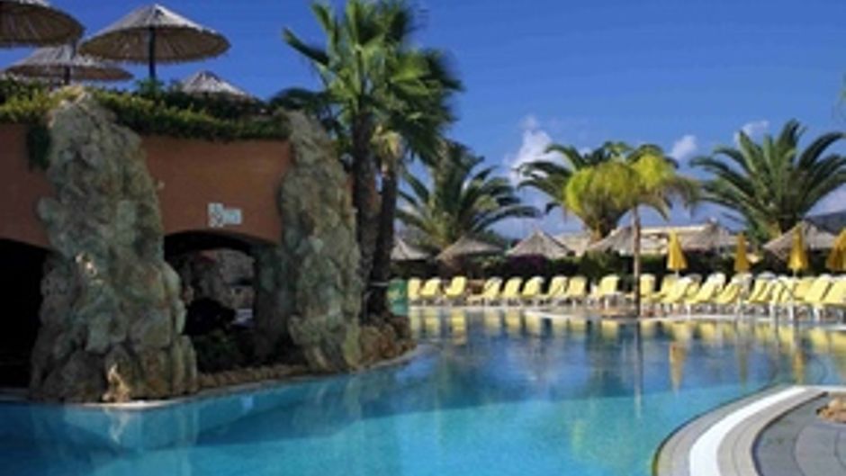 Seabank Resort & Spa Pool