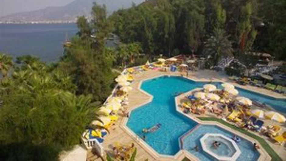 Club & Hotel Letoonia Pool