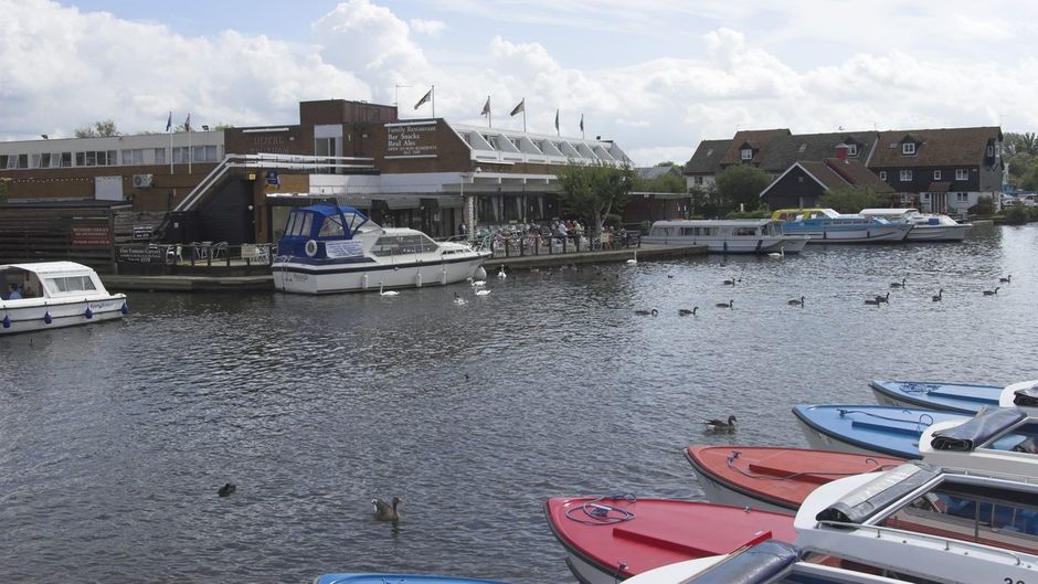 Wroxham Hotel Exterior