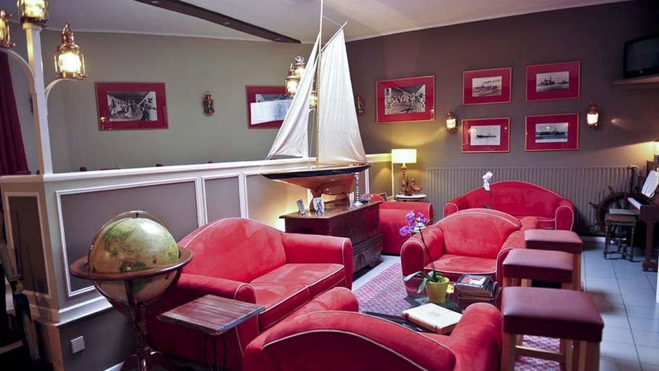 Noga Hotel Lobby