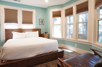 The Groveland Hotel