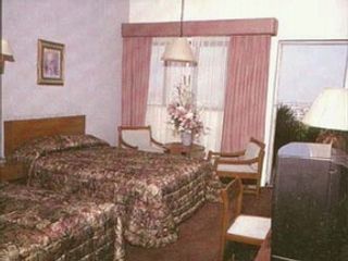 Granada Inn