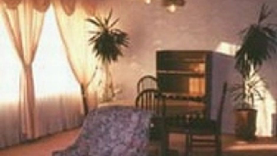 Granada Inn Suite