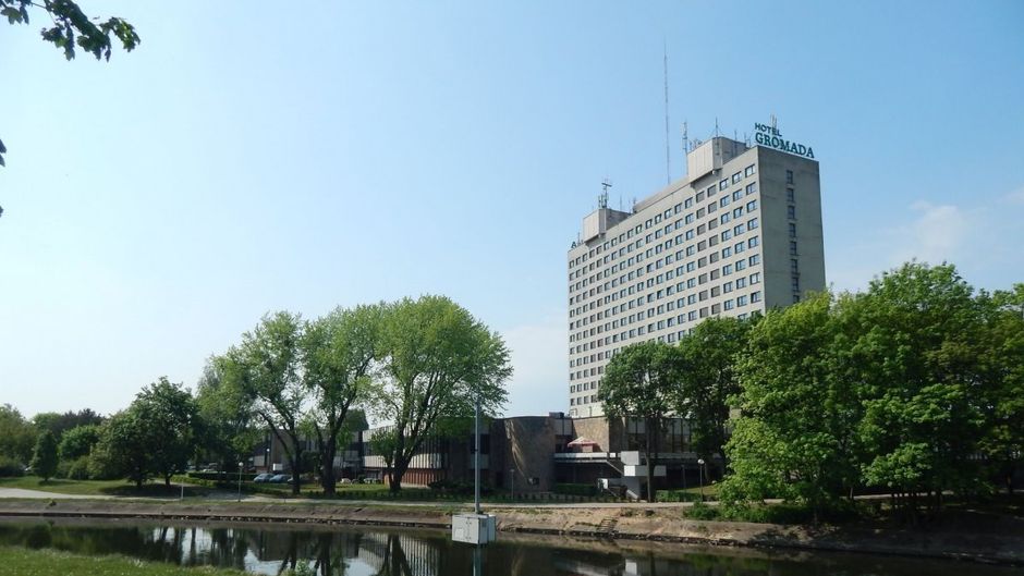 Hotel Gromada Pila Exterior