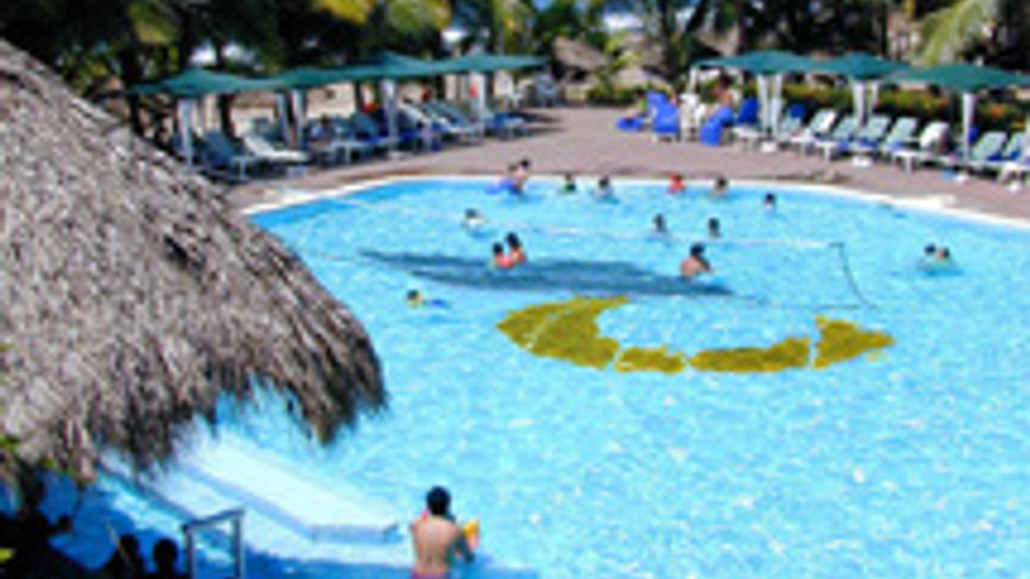 Pacifica Resort Ixtapa Pool