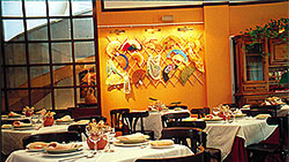 Los Cantaros Hotel Restaurant