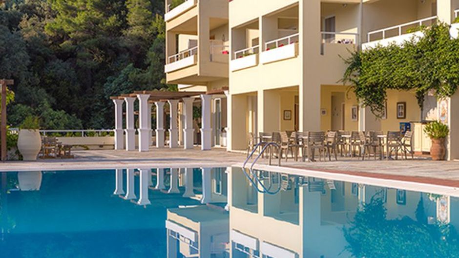 Kanapitsa Mare Hotel Pool