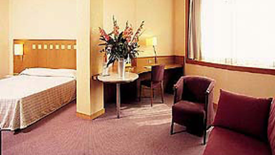 Hotel Carlemany Room
