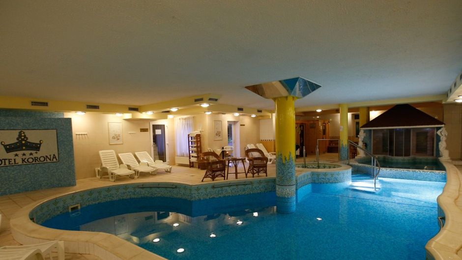 Hotel Korona Eger Pool