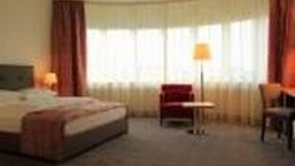 Sunday Hotel Frankfurt Arpt-Neu-Isenburg Room