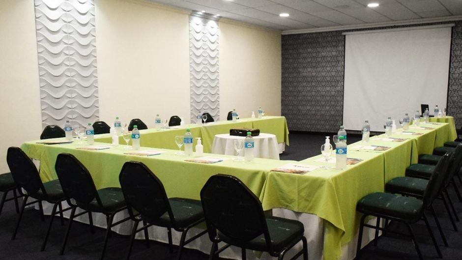 Yotau All Suites Hotel Meeting
