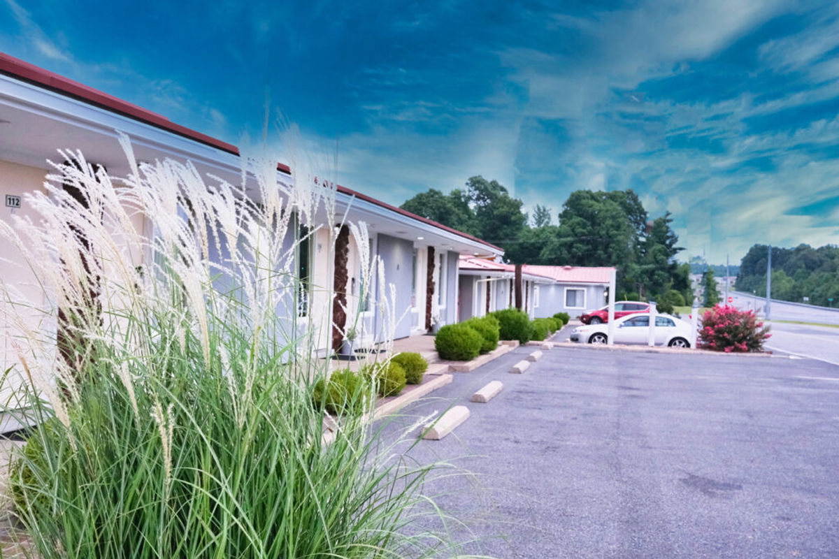 Regency Inn Eddyville Eddyville, KY Hotels Tourist Class Hotels in