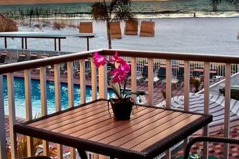 Plaza Beach Hotel- Beachfront Resort