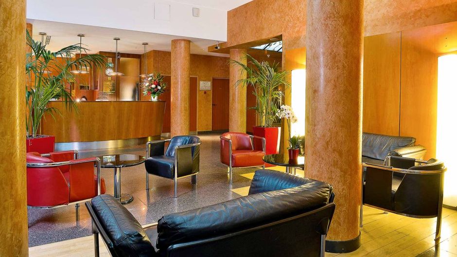 La Fantaisie Lobby