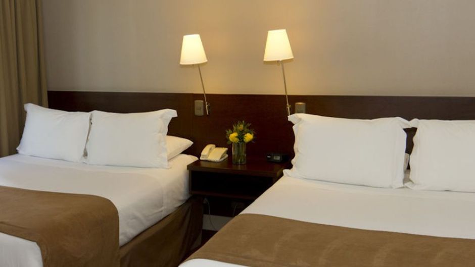 Hotel Director El Golf Room