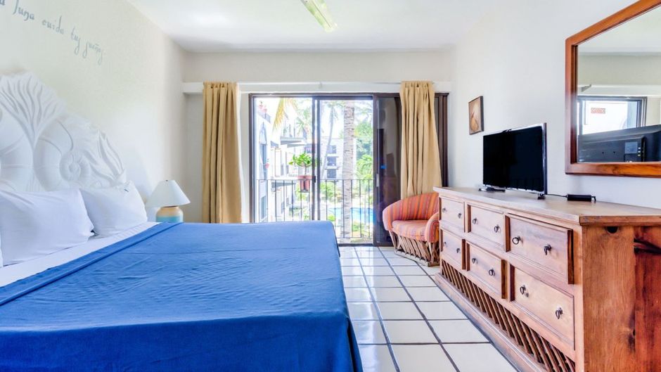 PuertoDeLuna All Suites Resort & Spa Room