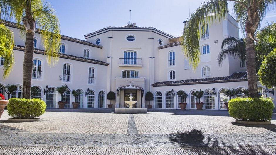 Healthouse Exterior