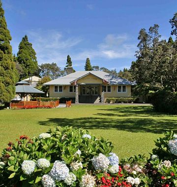 Kilauea Lodge
