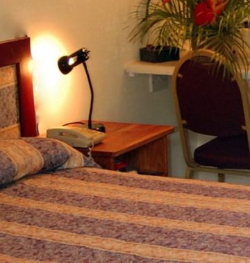 Beachcombers Hotel