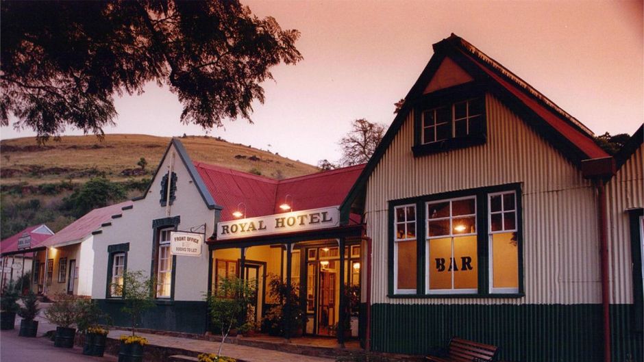 Royal Hotel Exterior