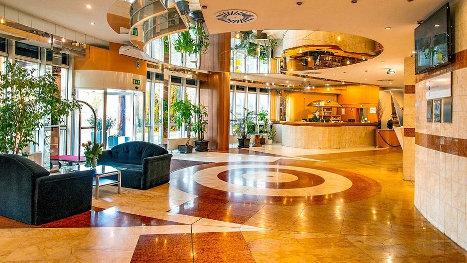 Hotel Cosmopolitan Bobycentrum Lobby