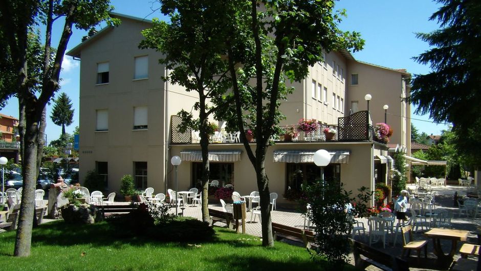 Hotel Falco D'Oro Exterior