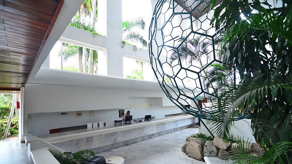Hotel Ixtapa Palace Resort & Spa Lobby