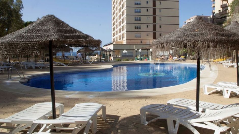 First Flatotel International Pool