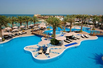 Al Bander Hotel & Resort