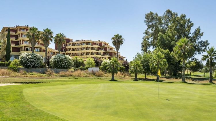 Hotel Ilunion Golf Badajoz Exterior